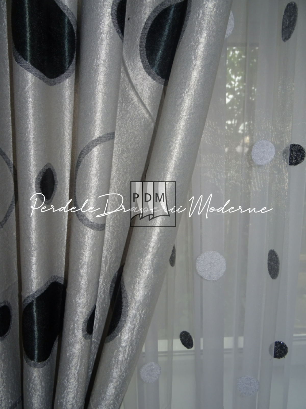 Draperie Blackout,buline imagine 2