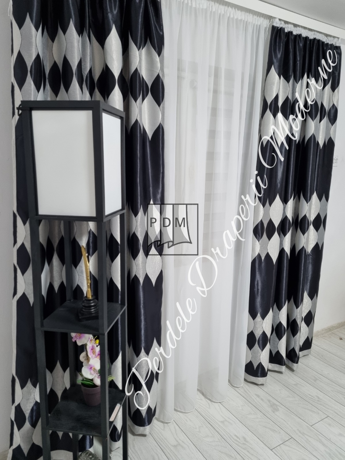 Draperie Blackout,negru/gri,romburi imagine 4