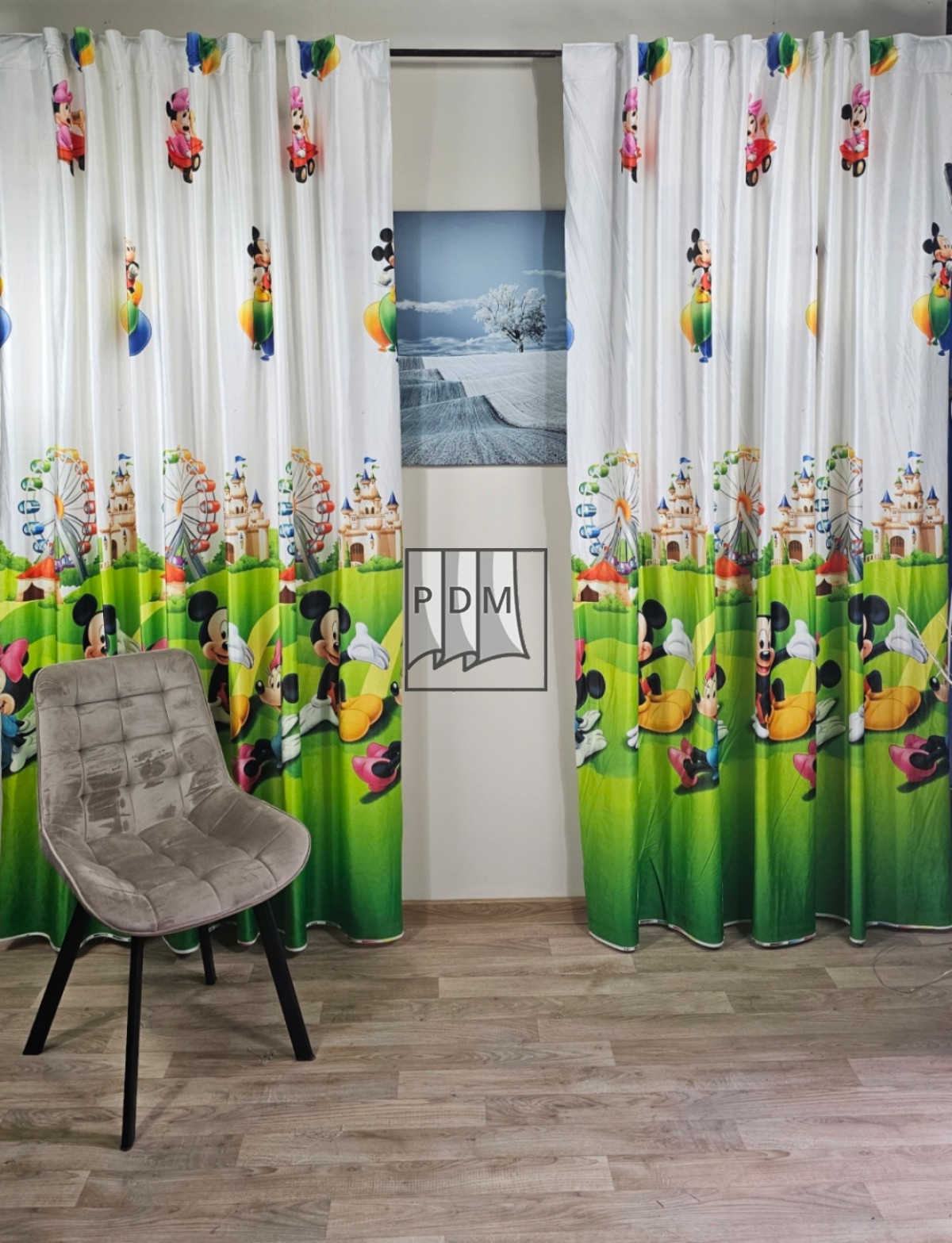 poze Draperie catifea imprimata, model copii