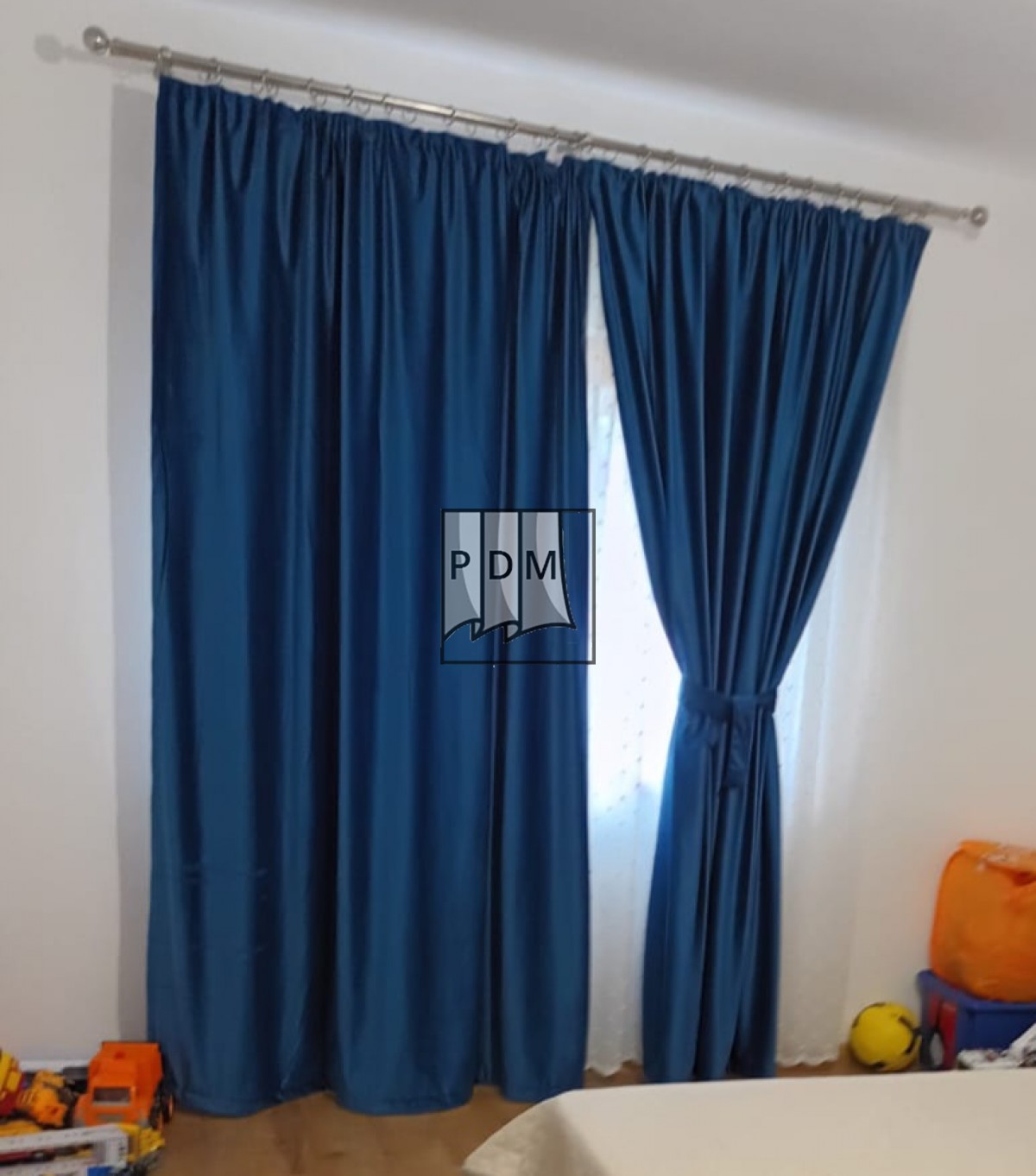 poze Draperie catifea,albastru imperial