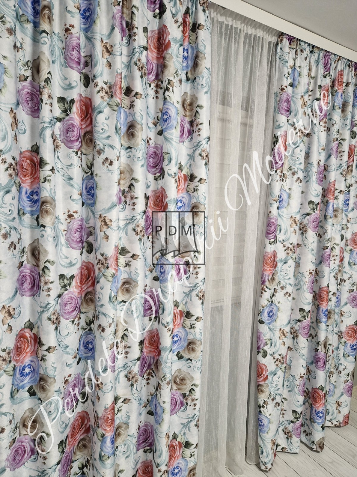 Draperie saten, model floral imagine 3     