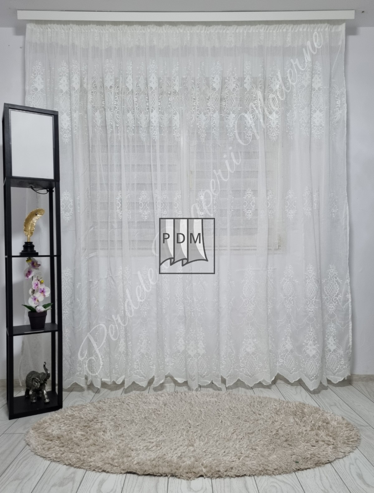 poze Perdea in borangic,ivoire,model baroc