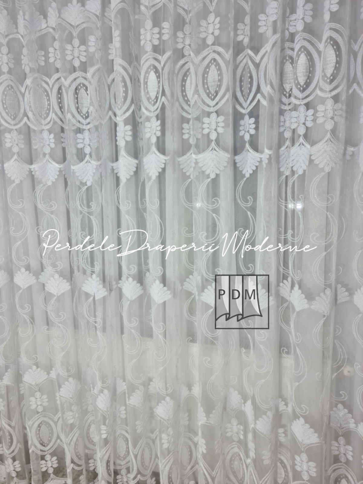 Perdea tulle brodat, alb, broderie fir sidefat imagine 2