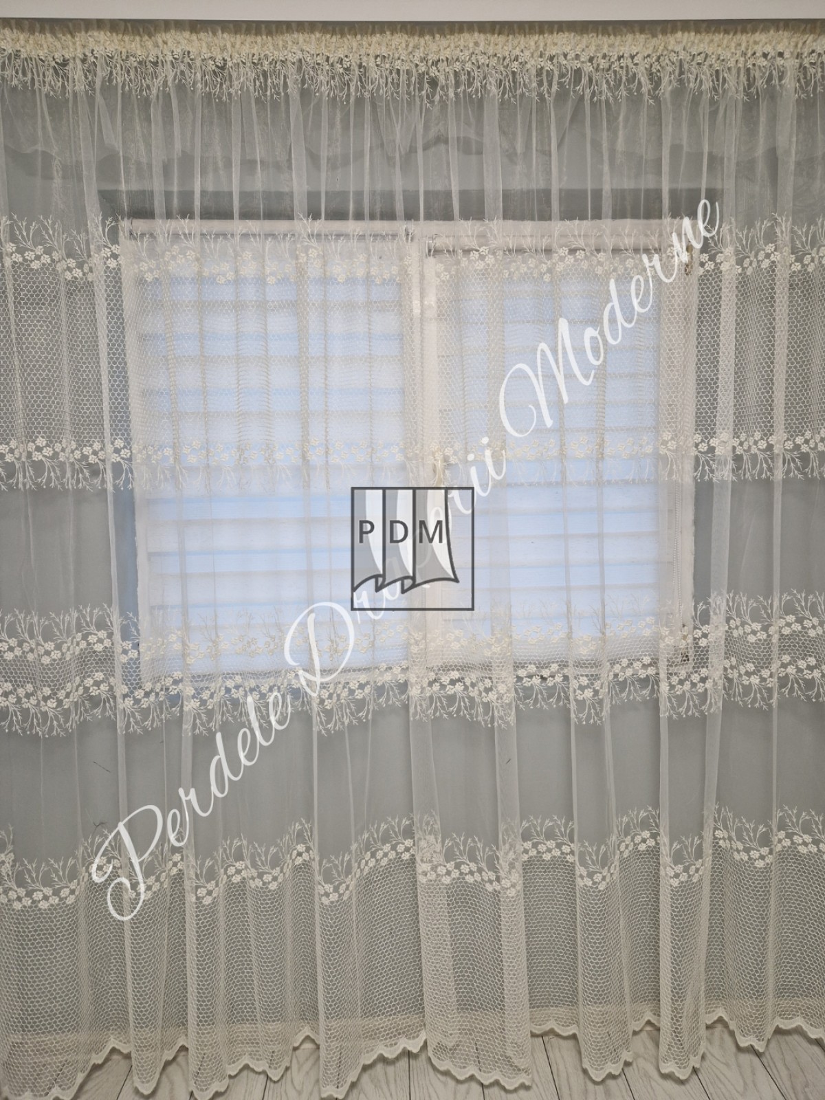 Perdea tulle brodat,crem imagine 5
